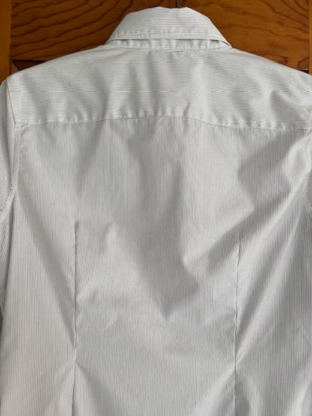Banana Republic Tailored-Fit White/Grey Stripes Shirt Woman's Size 6 - Picture 4 of 9